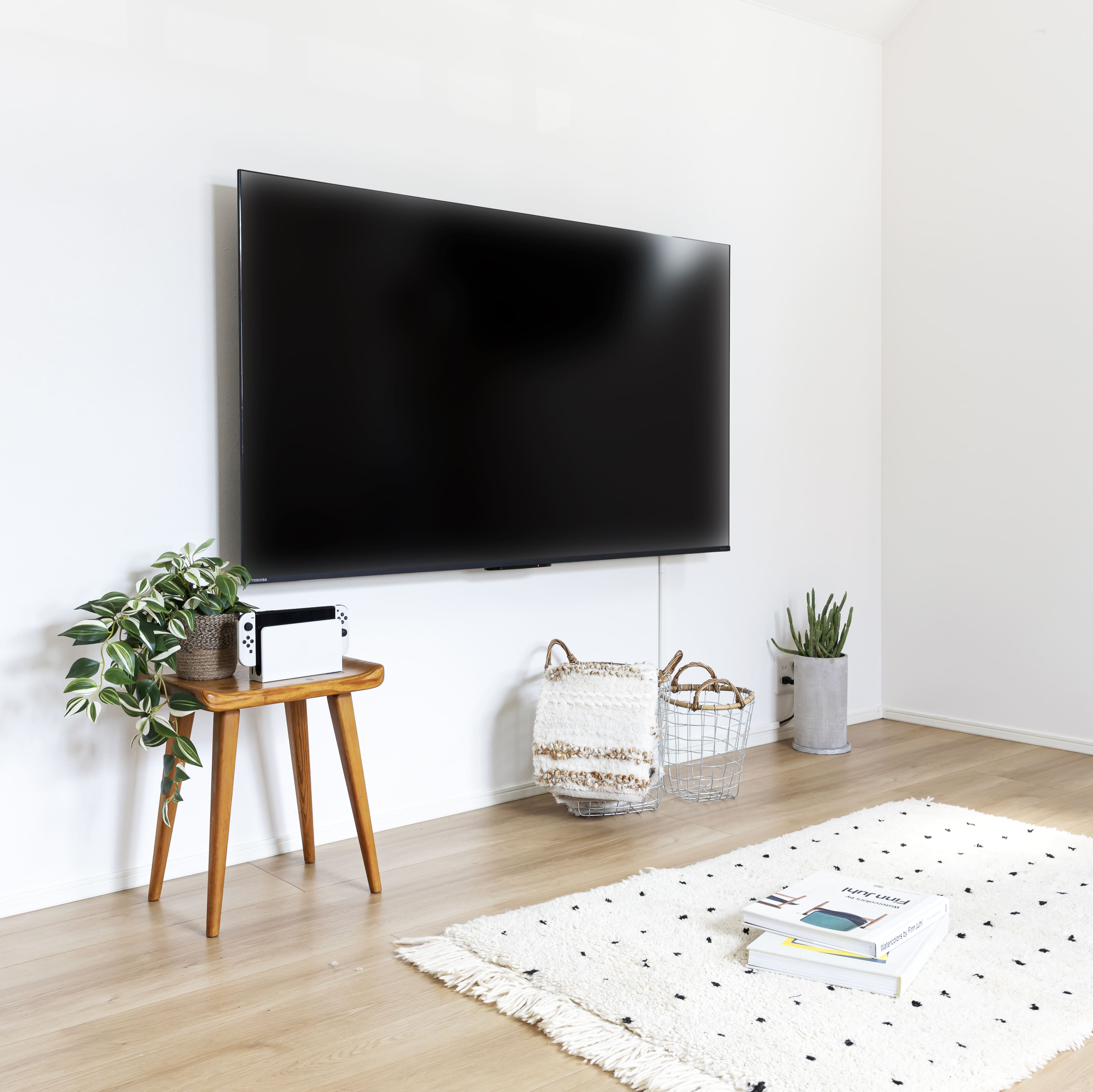 壁掛けテレビ金具 取り付け後